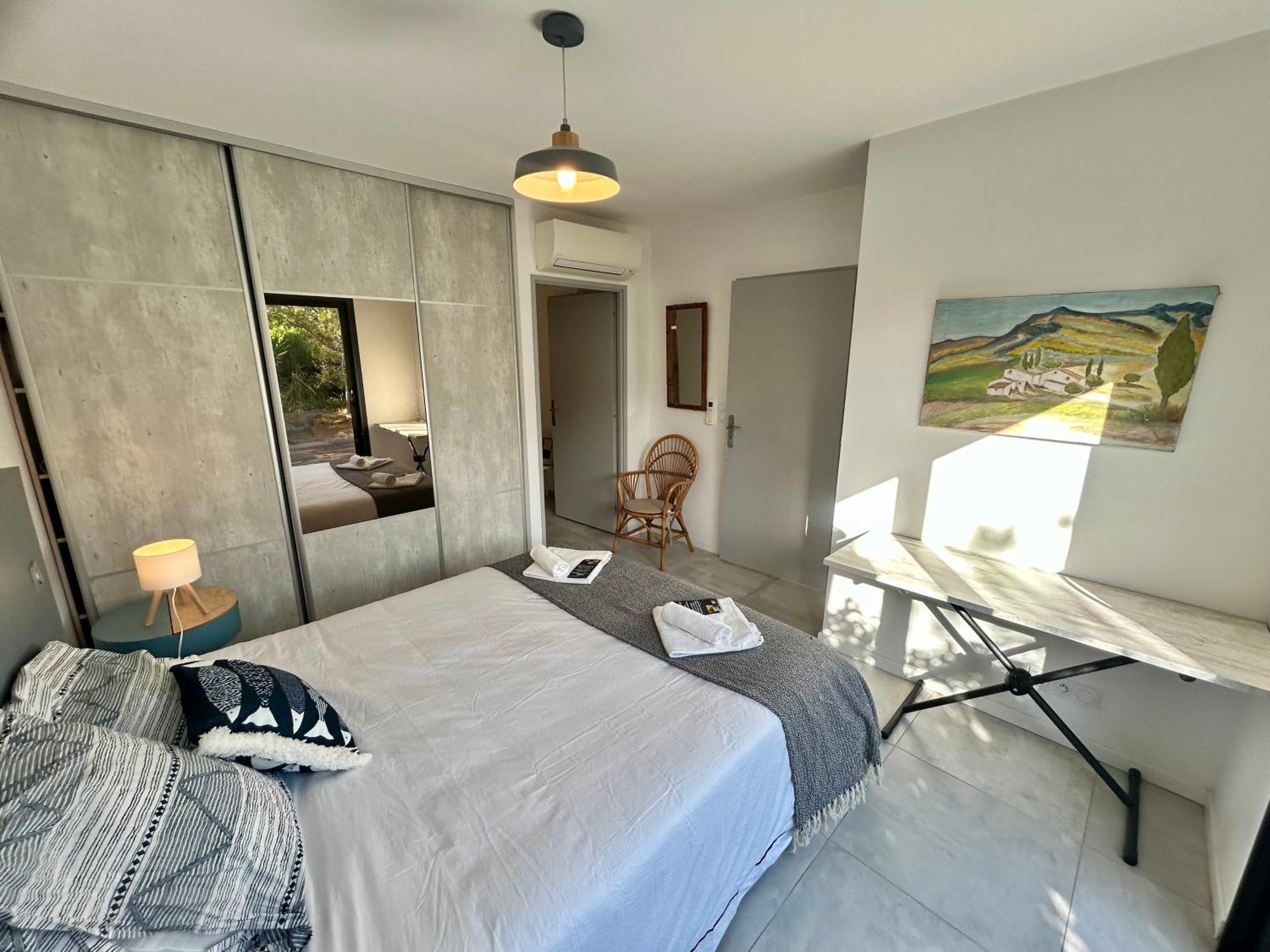 Appartement Luxe Le Levant Hyeres Luaran gambar